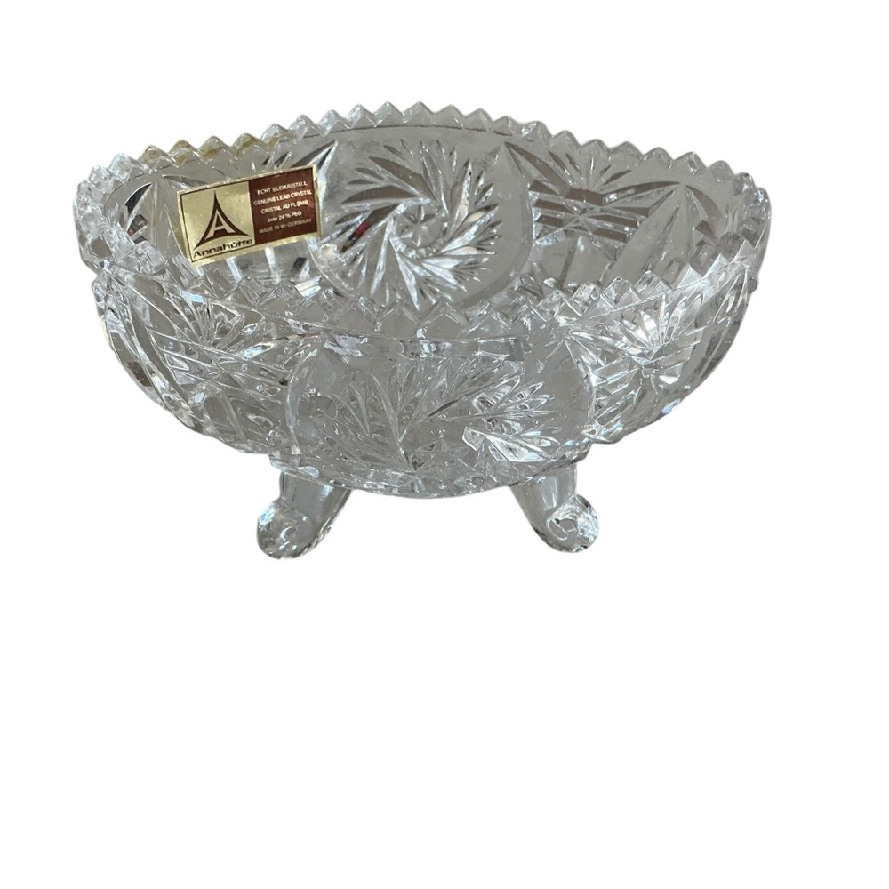 Anna hutte genuine lead crystal fitted scalloped jar